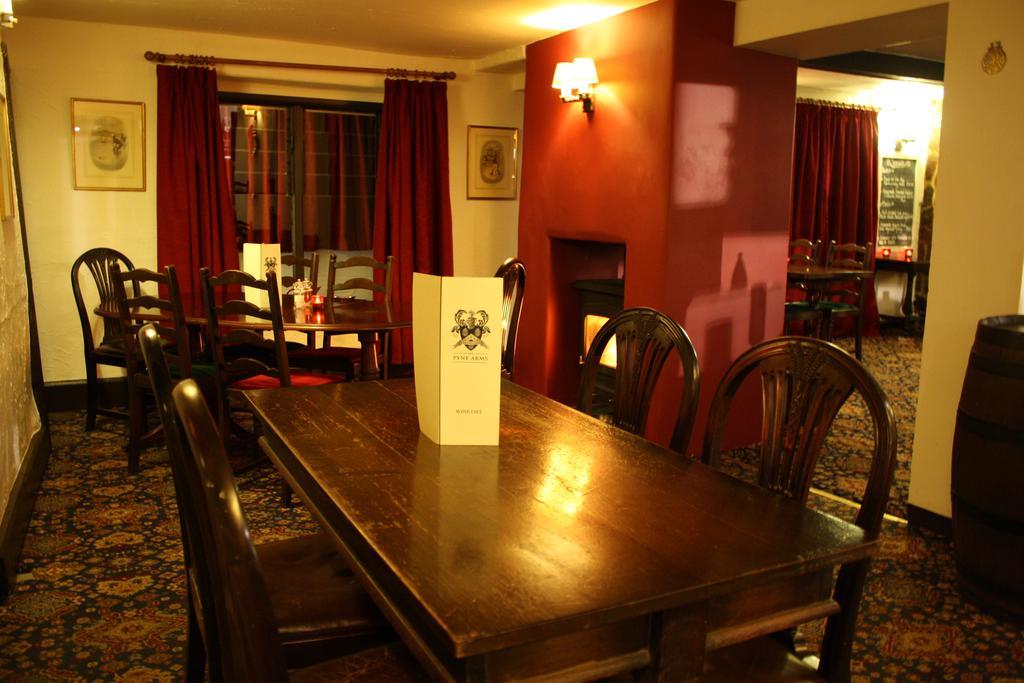 Pyne Arms Bed and Breakfast Barnstaple Buitenkant foto